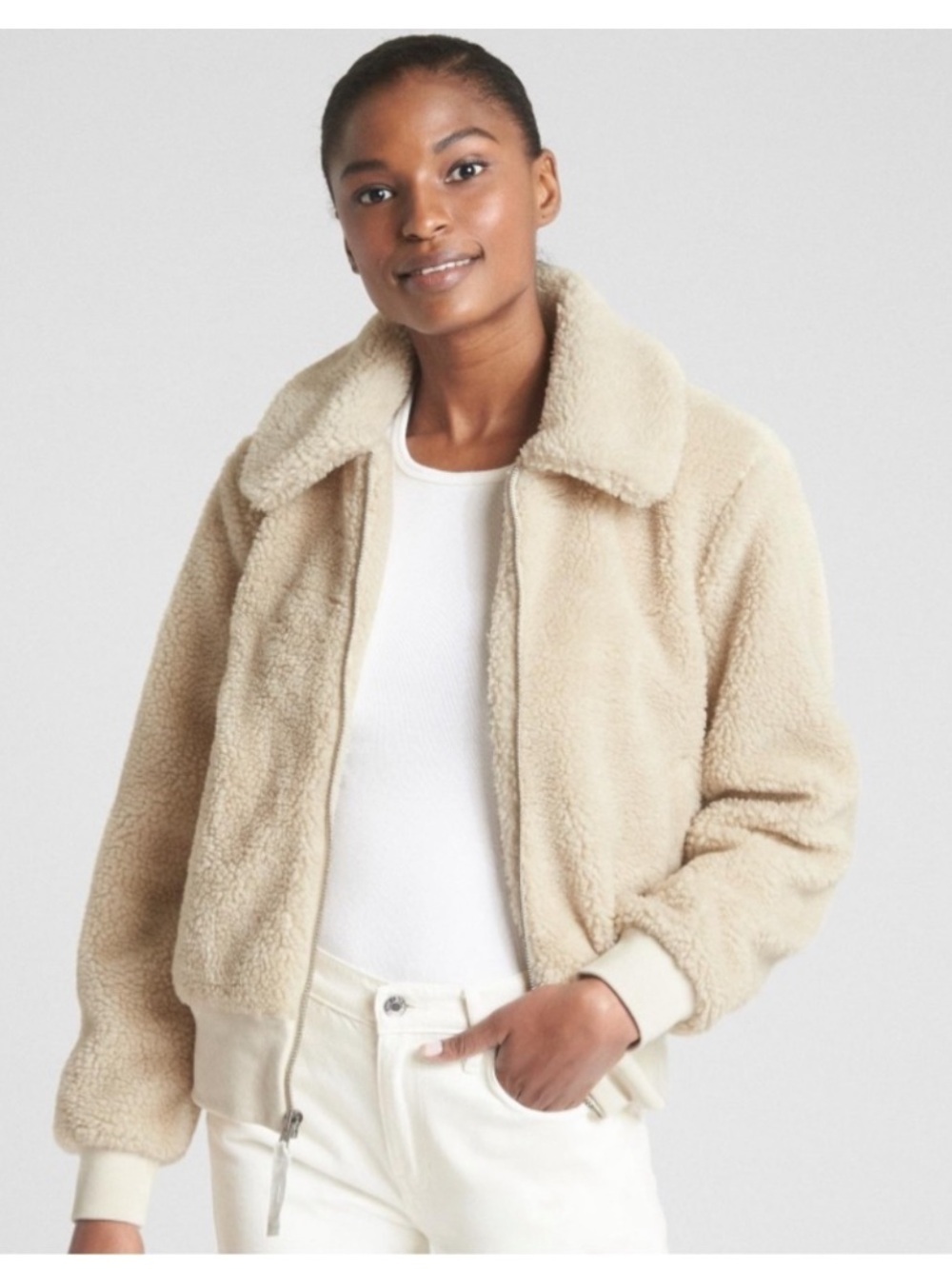 GAP Women's Medium Cream Faux-Fur Sherpa
Teddy Bomber Jacket - Full Zip